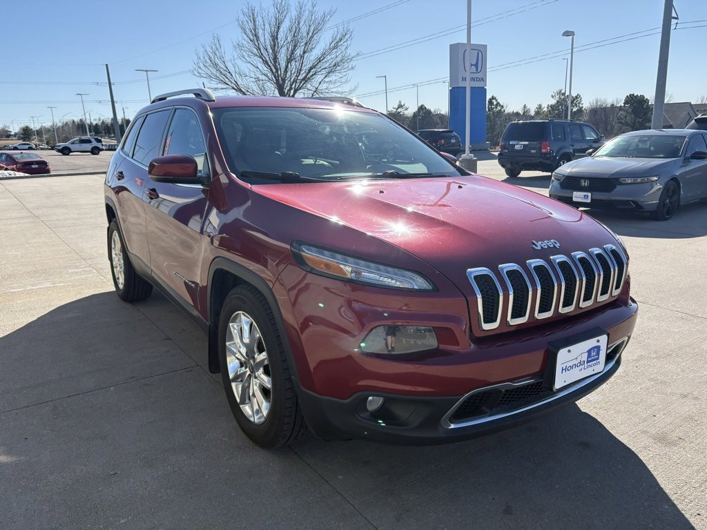 Used 2015 Jeep Cherokee Limited image 3