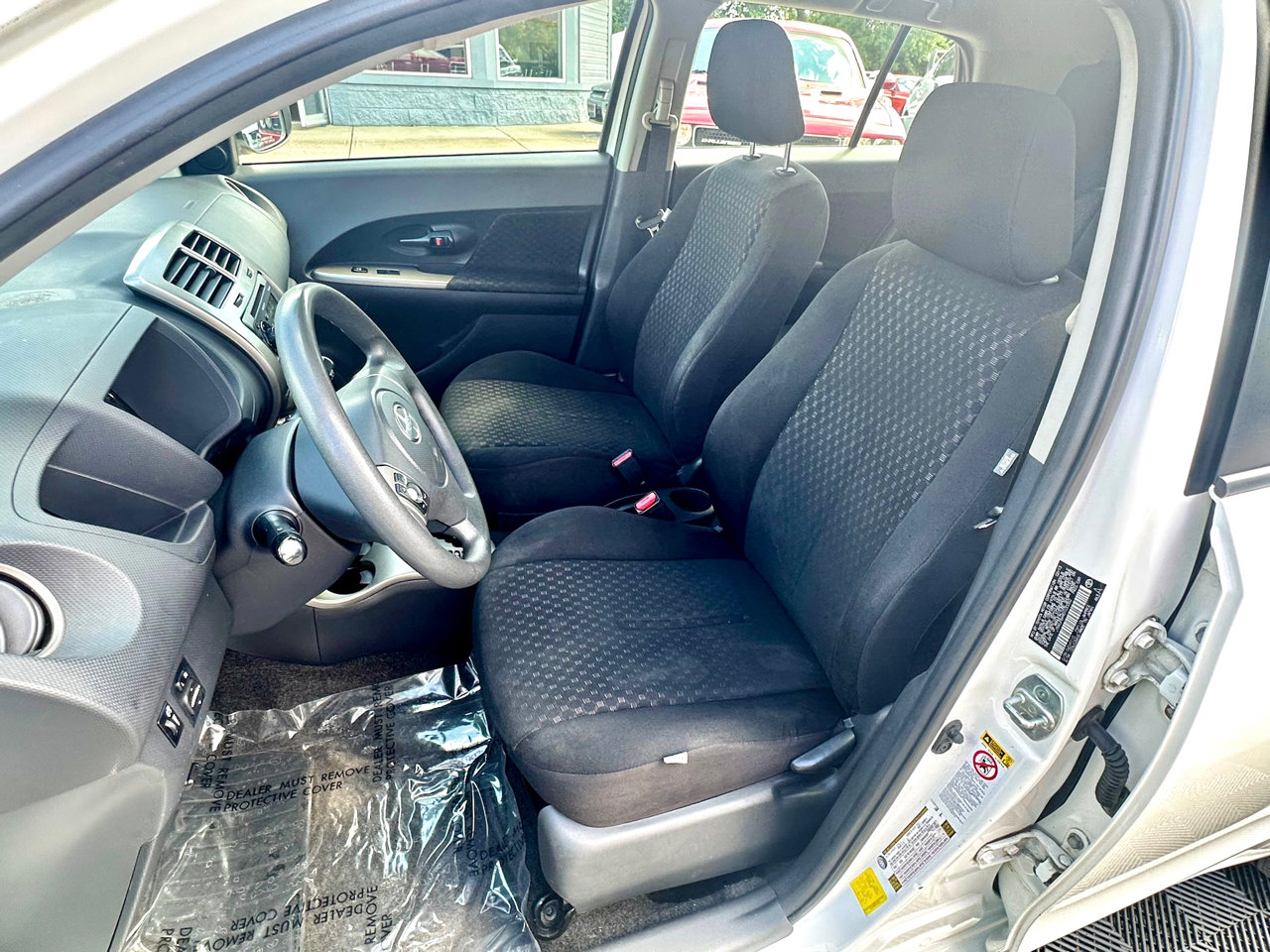 Used 2013 Scion xD image 22