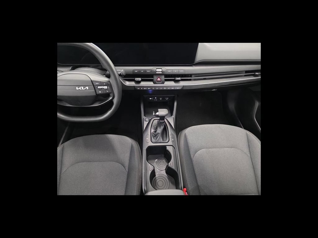 Used 2025 Kia K4 FWD image 16