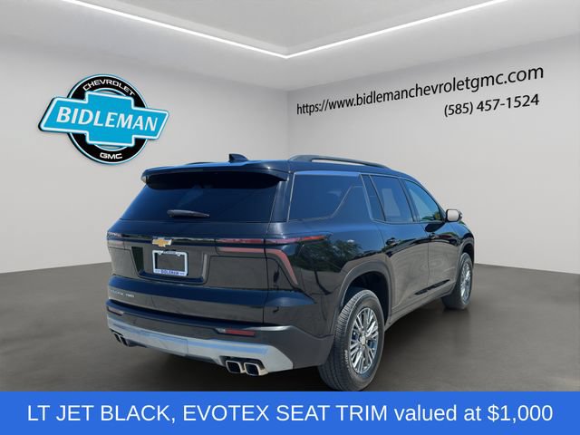 Used 2026 Chevrolet Traverse LT AWD/4WD image 8