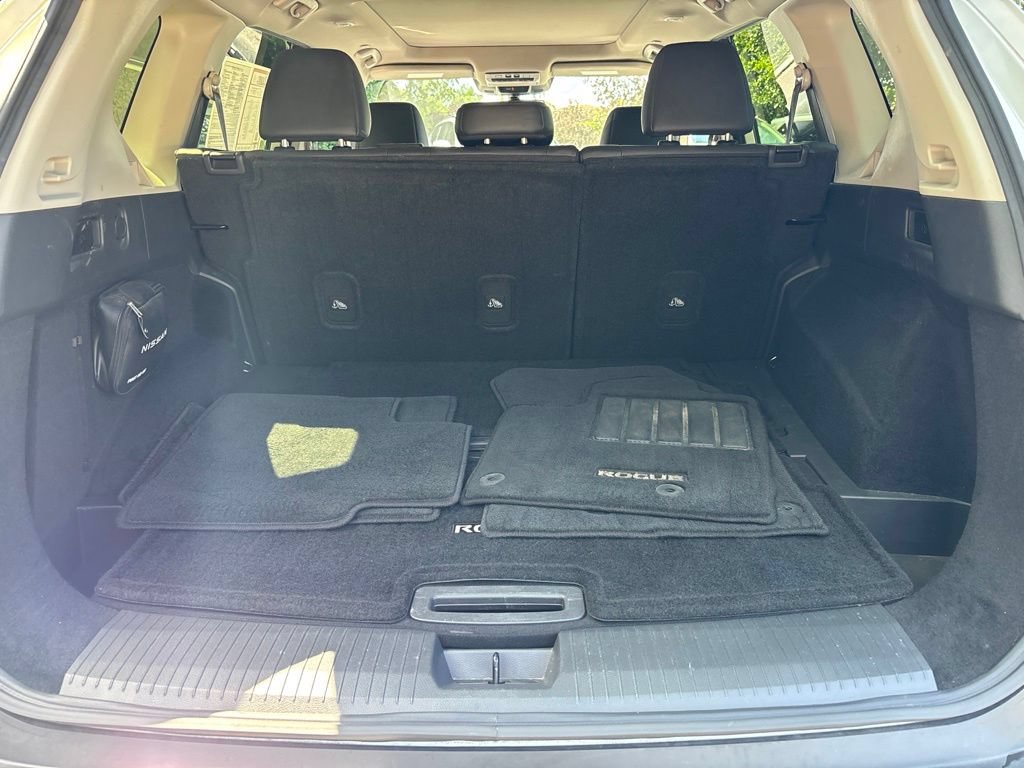 Certified 2023 Nissan Rogue Platinum AWD/4WD image 13