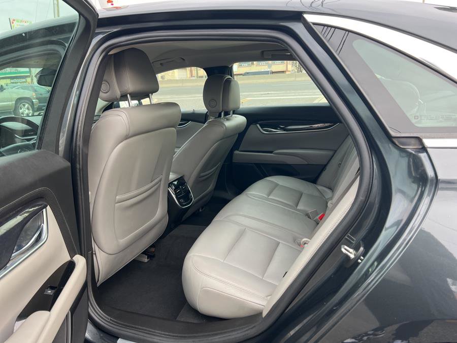 Used 2013 Cadillac XTS Luxury w/ Driver Awareness Package image 9