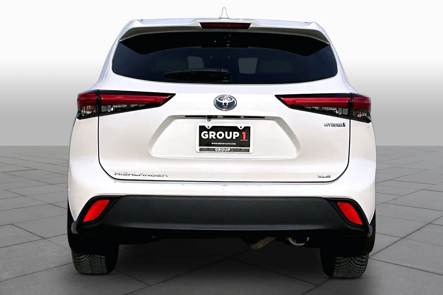 Used 2020 Toyota Highlander XLE FWD image 5