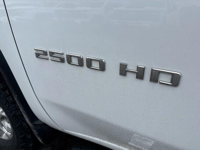 Used 2024 Chevrolet Silverado 2500 LT AWD/4WD image 8