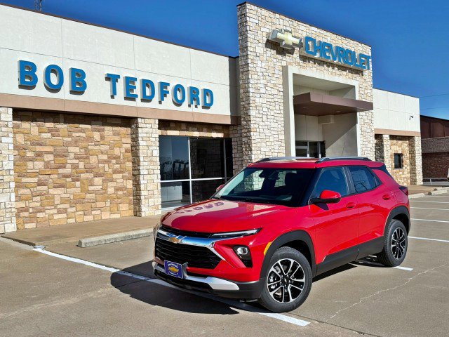New 2026 Chevrolet TrailBlazer LT w/ Convenience Package FWD image 1