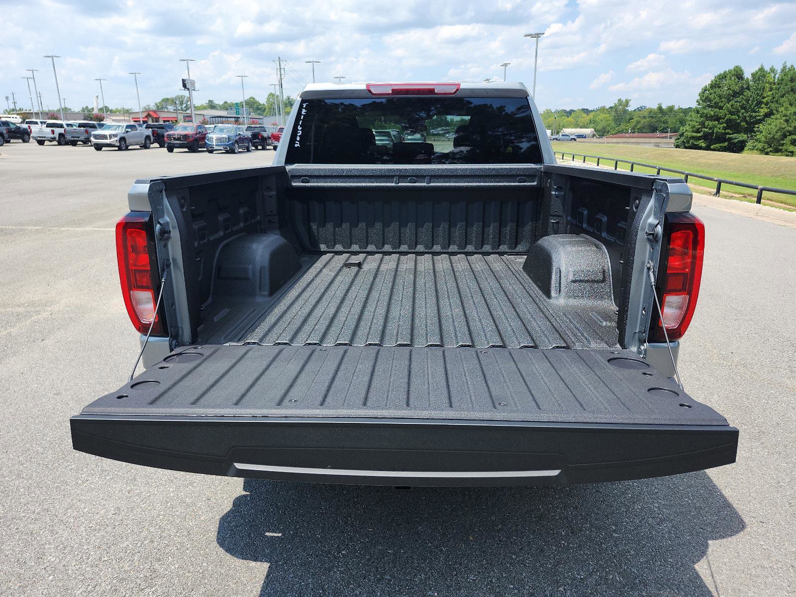 New 2026 GMC Sierra 1500 Pro w/ Pro Value Package image 8