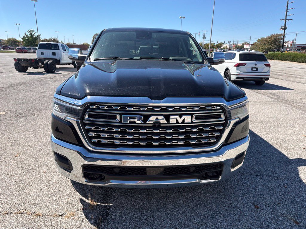 Used 2025 RAM 1500 Limited AWD/4WD image 8