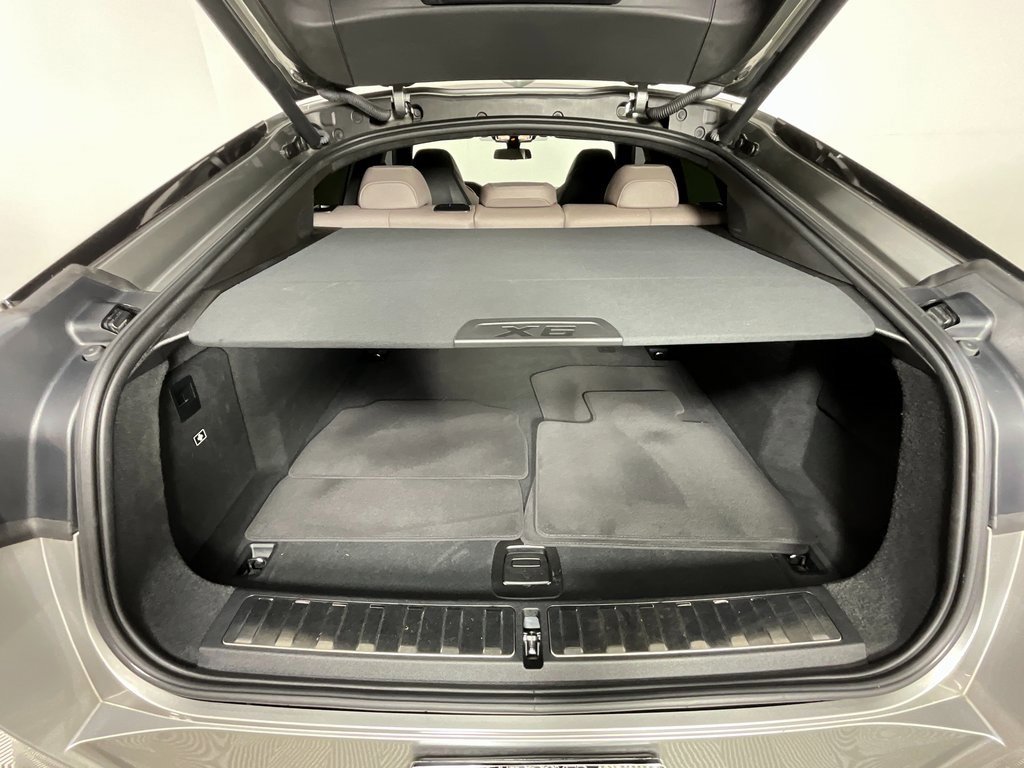 Used 2022 BMW X6 M w/ Competition Package image 27