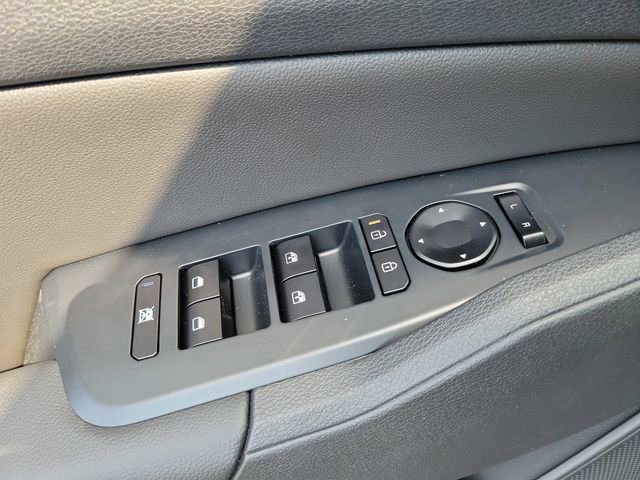 New 2026 Kia Sportage EX image 21