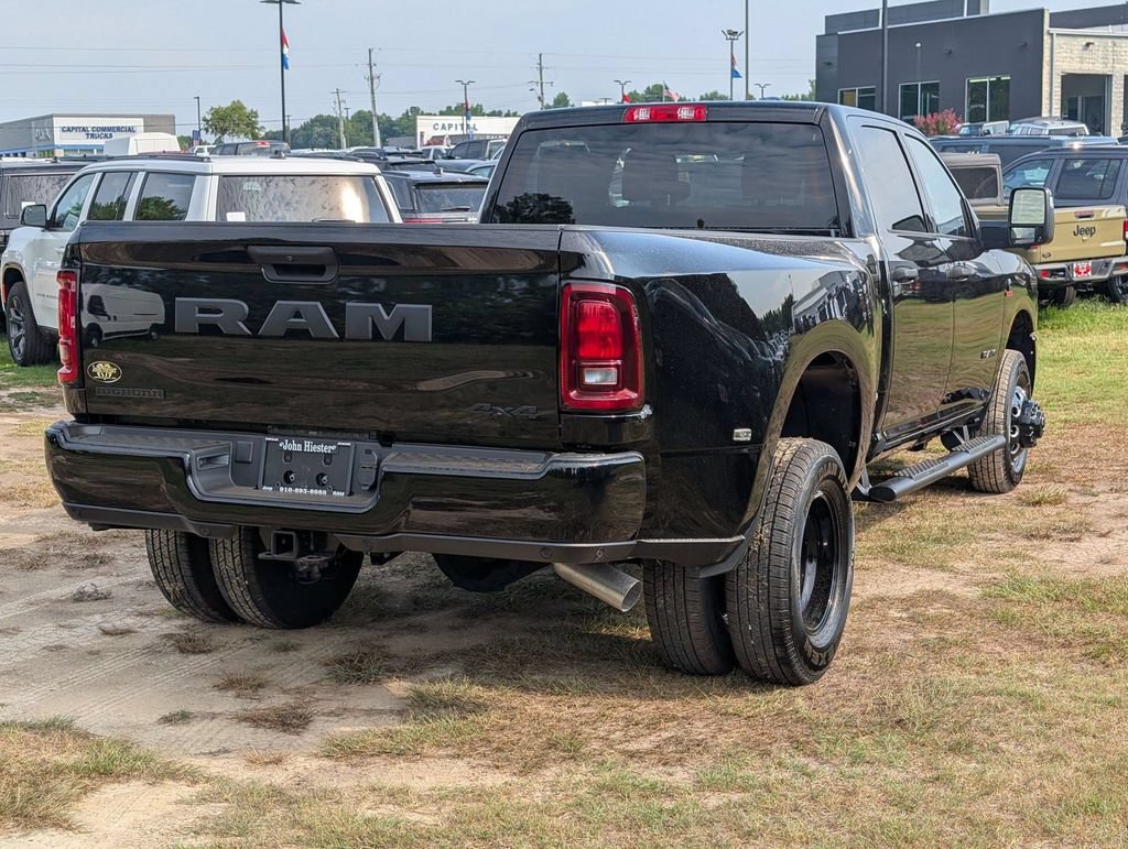 New 2026 RAM 3500 Big Horn AWD/4WD image 7