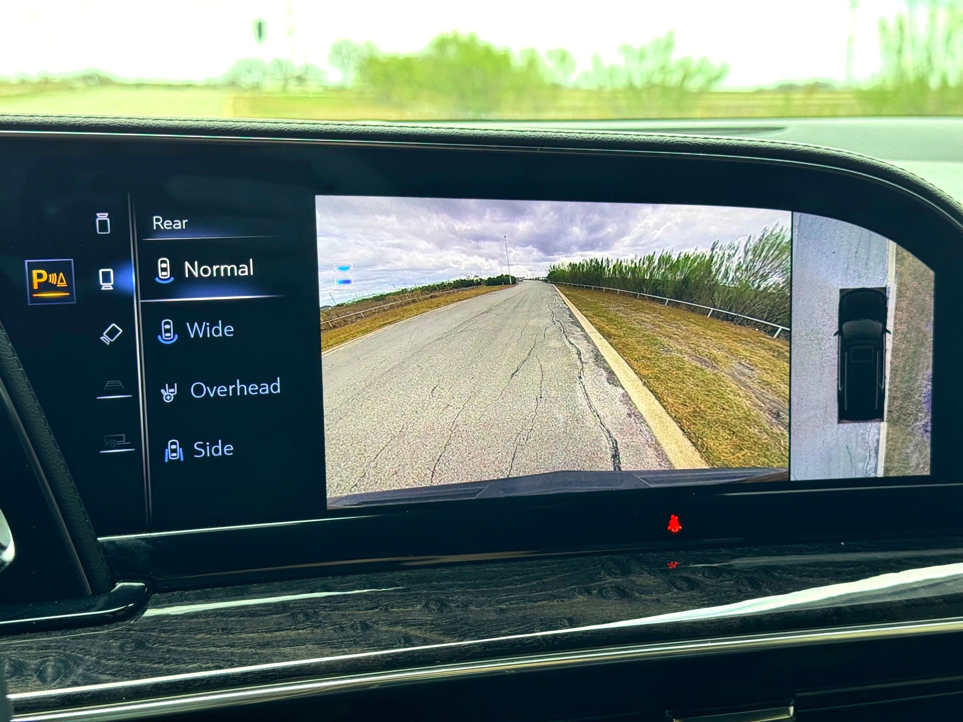 Used 2023 Cadillac Escalade Premium Luxury image 37