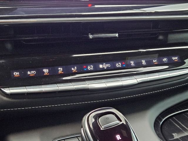 Certified 2024 Cadillac Escalade V w/ LPO, ONYX Package image 19