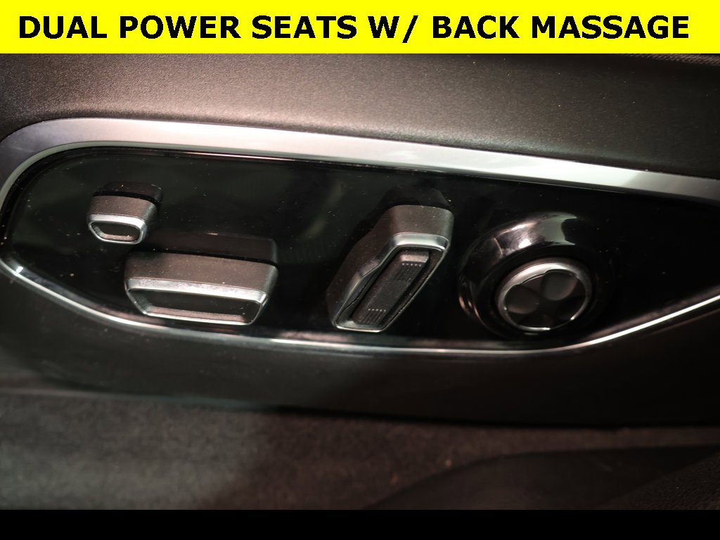 Used 2022 Jeep Grand Cherokee Overland w/ Luxury Tech Group IV image 9