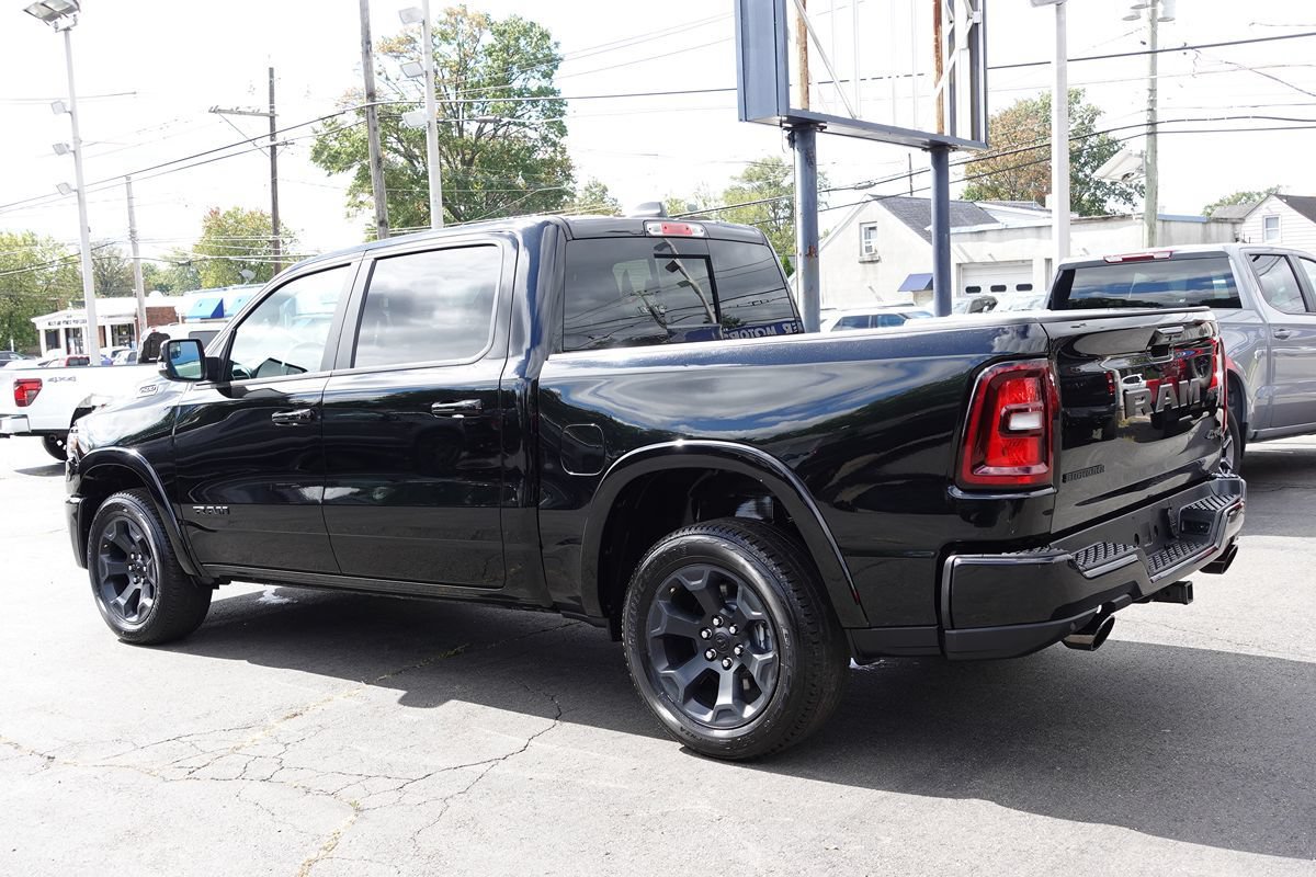 Used 2026 RAM 1500 Big Horn AWD/4WD image 2