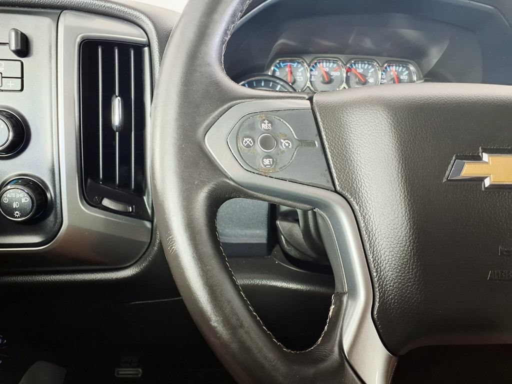 Used 2015 Chevrolet Silverado 2500 LT AWD/4WD image 16