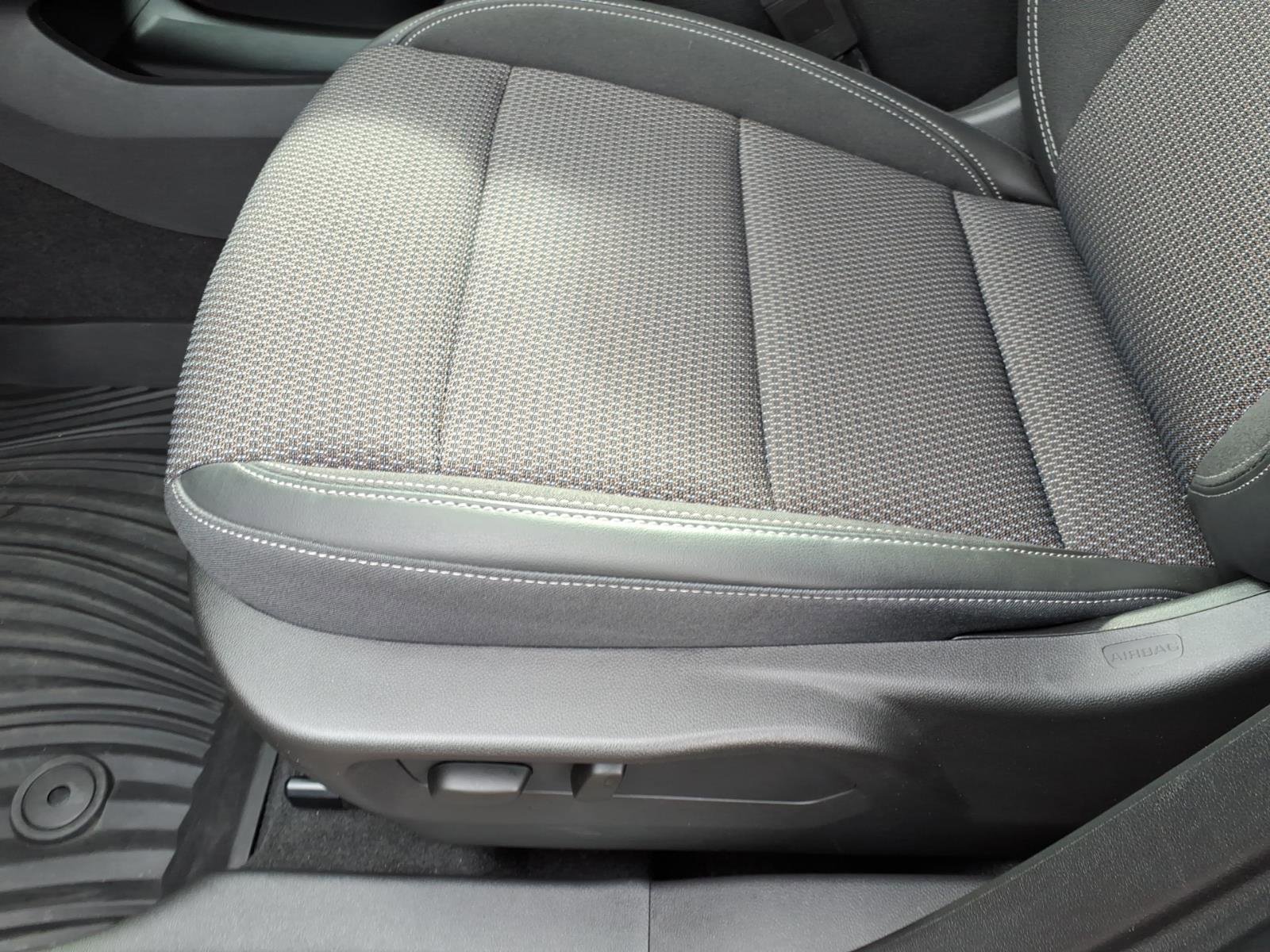 Used 2023 Buick Envision Preferred image 15