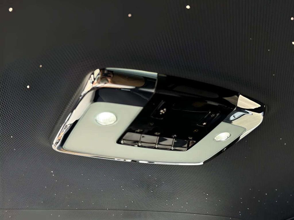 New 2025 Rolls-Royce Cullinan image 26