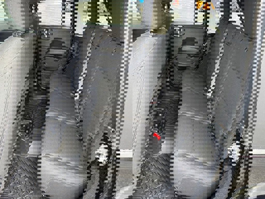 Used 2020 Jeep Wrangler Unlimited Sahara w/ Safety Group image 11