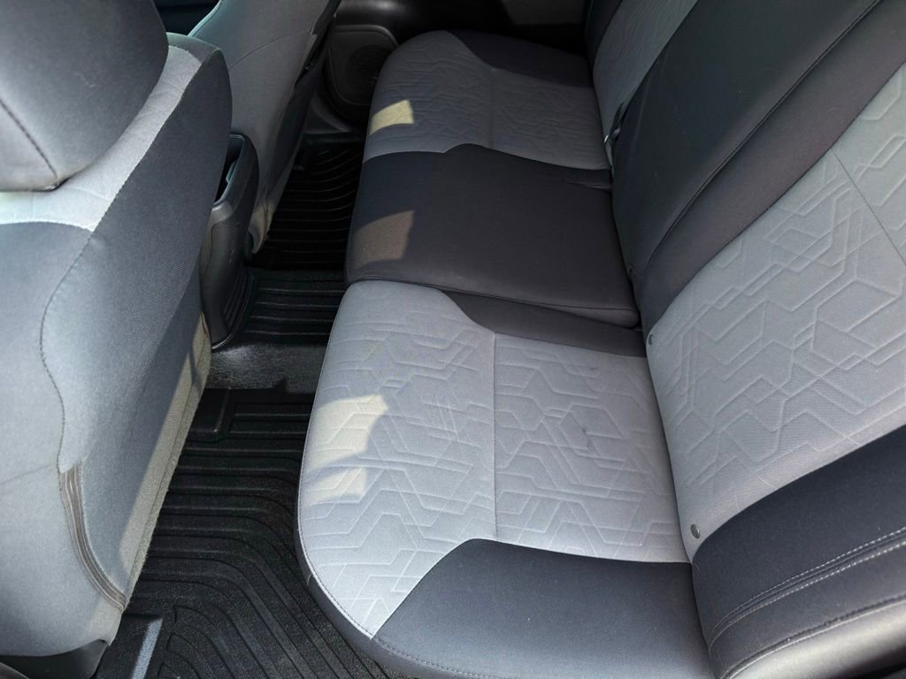 Used 2021 Toyota Tacoma TRD Off-Road w/ Technology Package AWD/4WD image 12