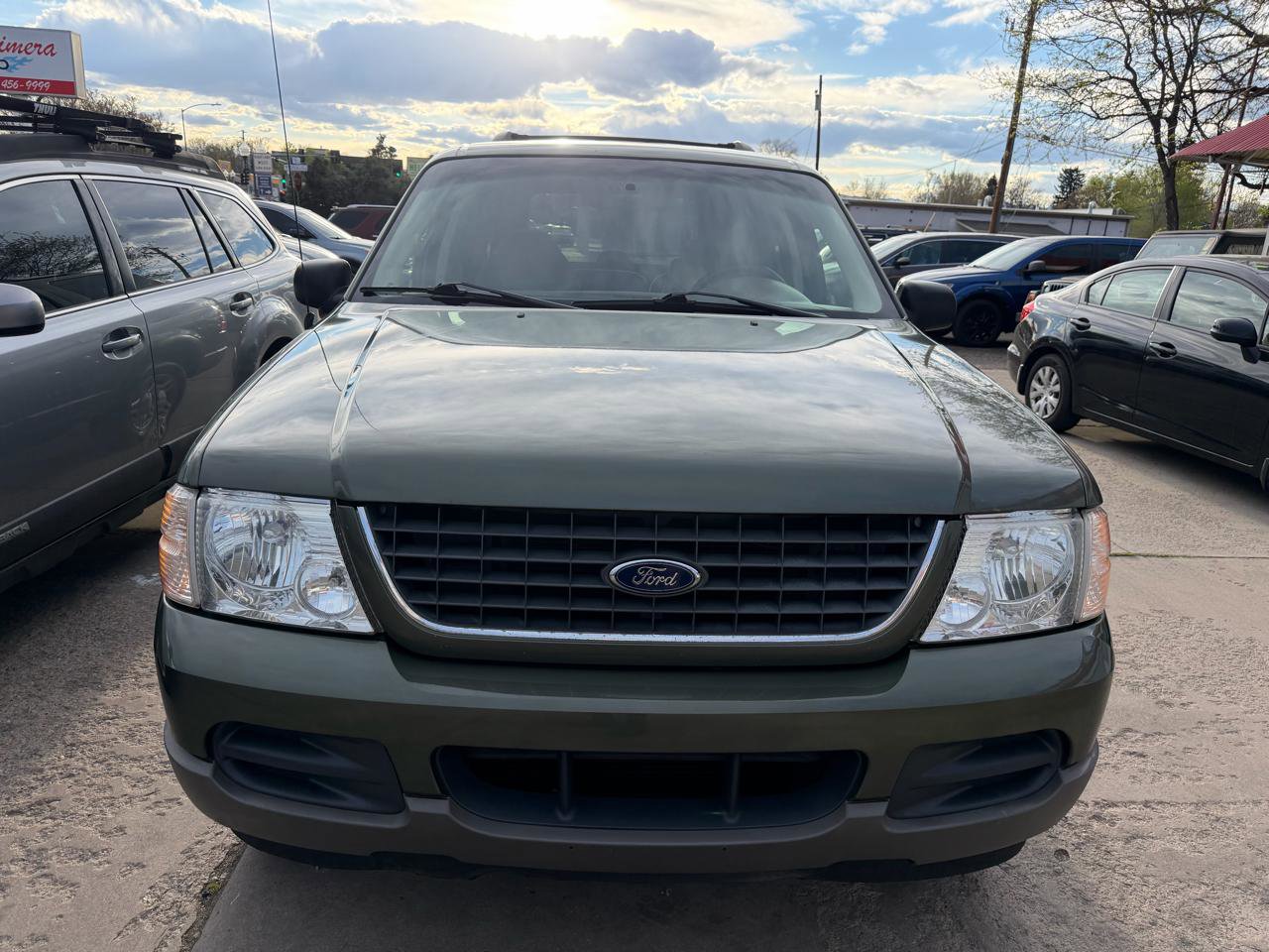 Used 2002 Ford Explorer XLT image 3