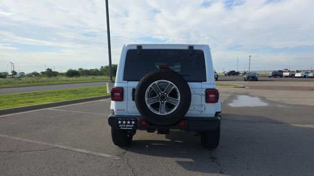 Used 2019 Jeep Wrangler Unlimited Sahara AWD/4WD image 7