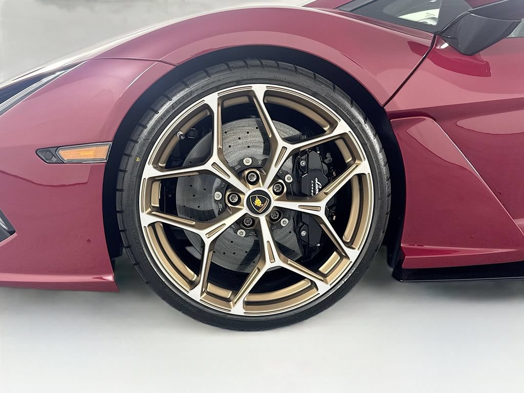 Used 2024 Lamborghini Revuelto AWD/4WD image 30