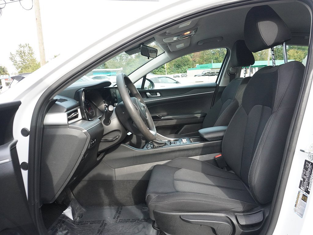 Used 2023 Kia K5 LXS image 28