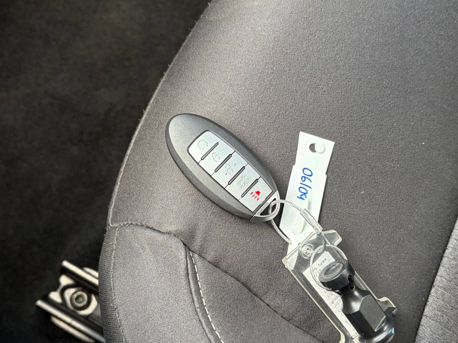 Used 2025 Nissan Altima 2.5 SV FWD image 18