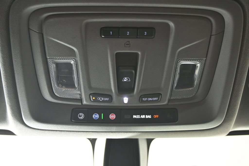 Used 2020 Chevrolet Silverado 1500 RST AWD/4WD image 34