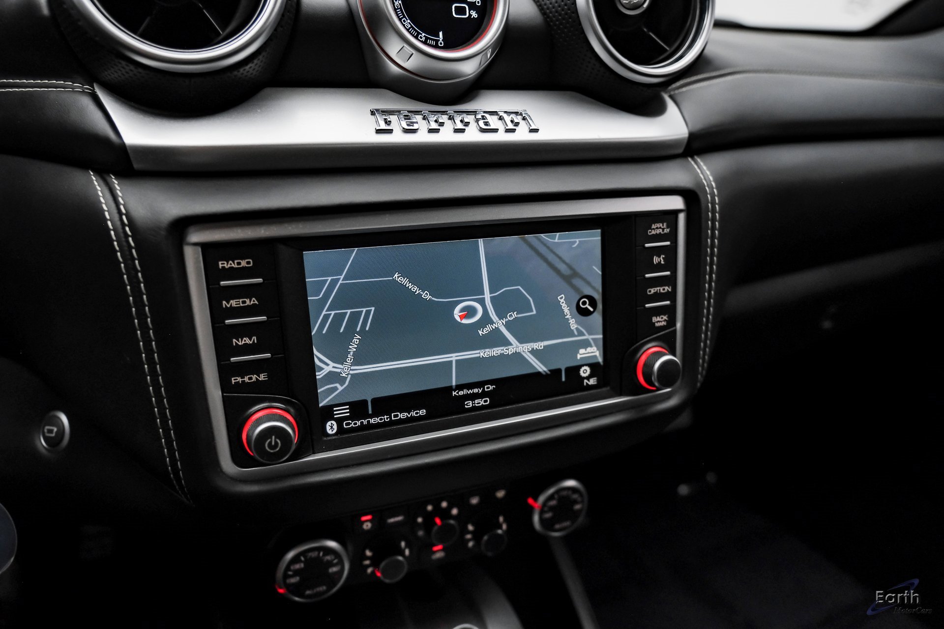 Used 2016 Ferrari California T image 58