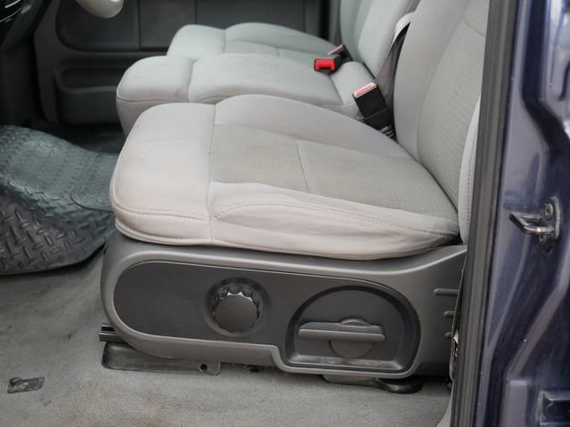 Used 2005 Ford F150 XLT image 14