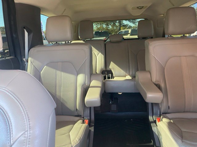 Used 2020 Ford Expedition Max Limited w/ Equipment Group 301A RWD image 4