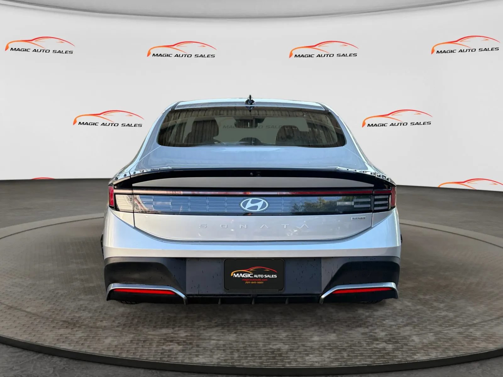Used 2026 Hyundai Sonata Blue FWD image 9