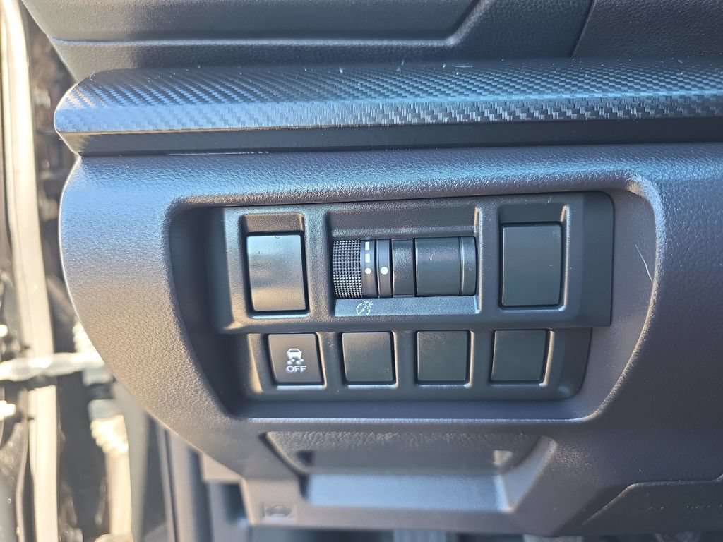 Used 2018 Subaru Impreza 2.0i AWD/4WD image 41