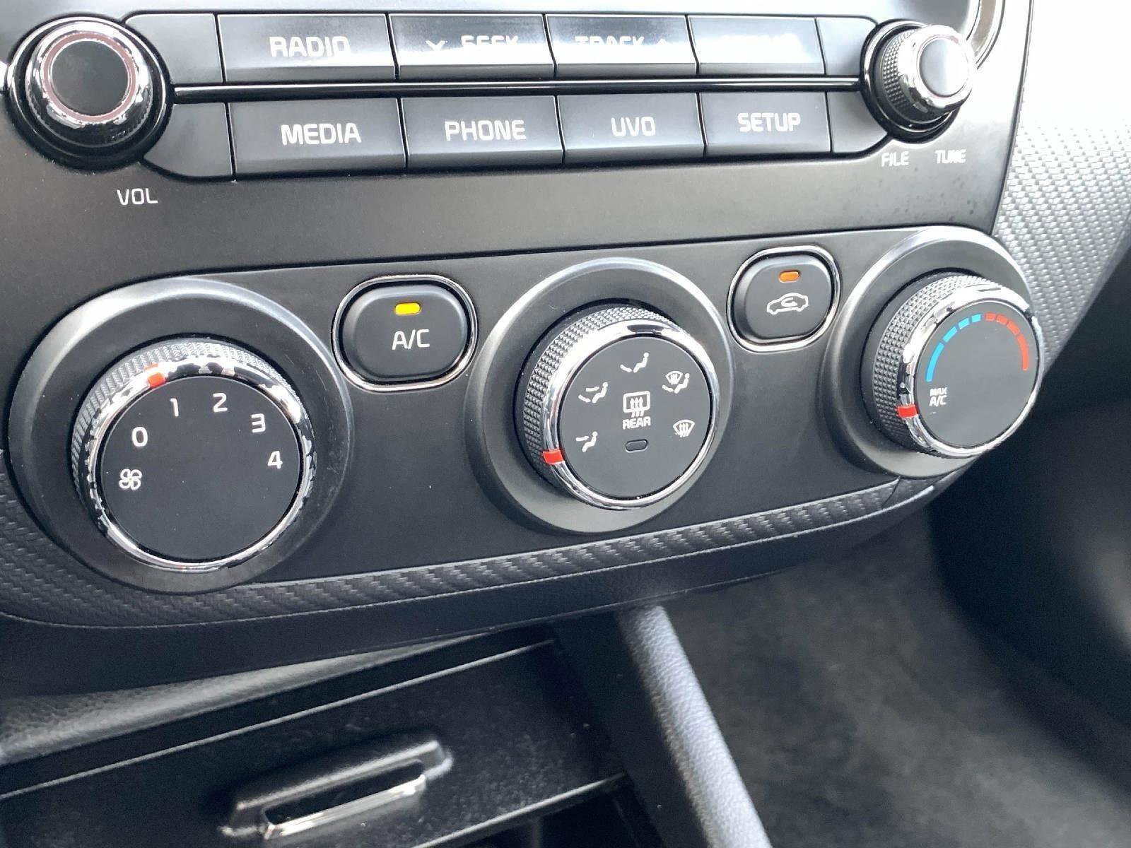 Used 2018 Kia Forte S FWD image 24