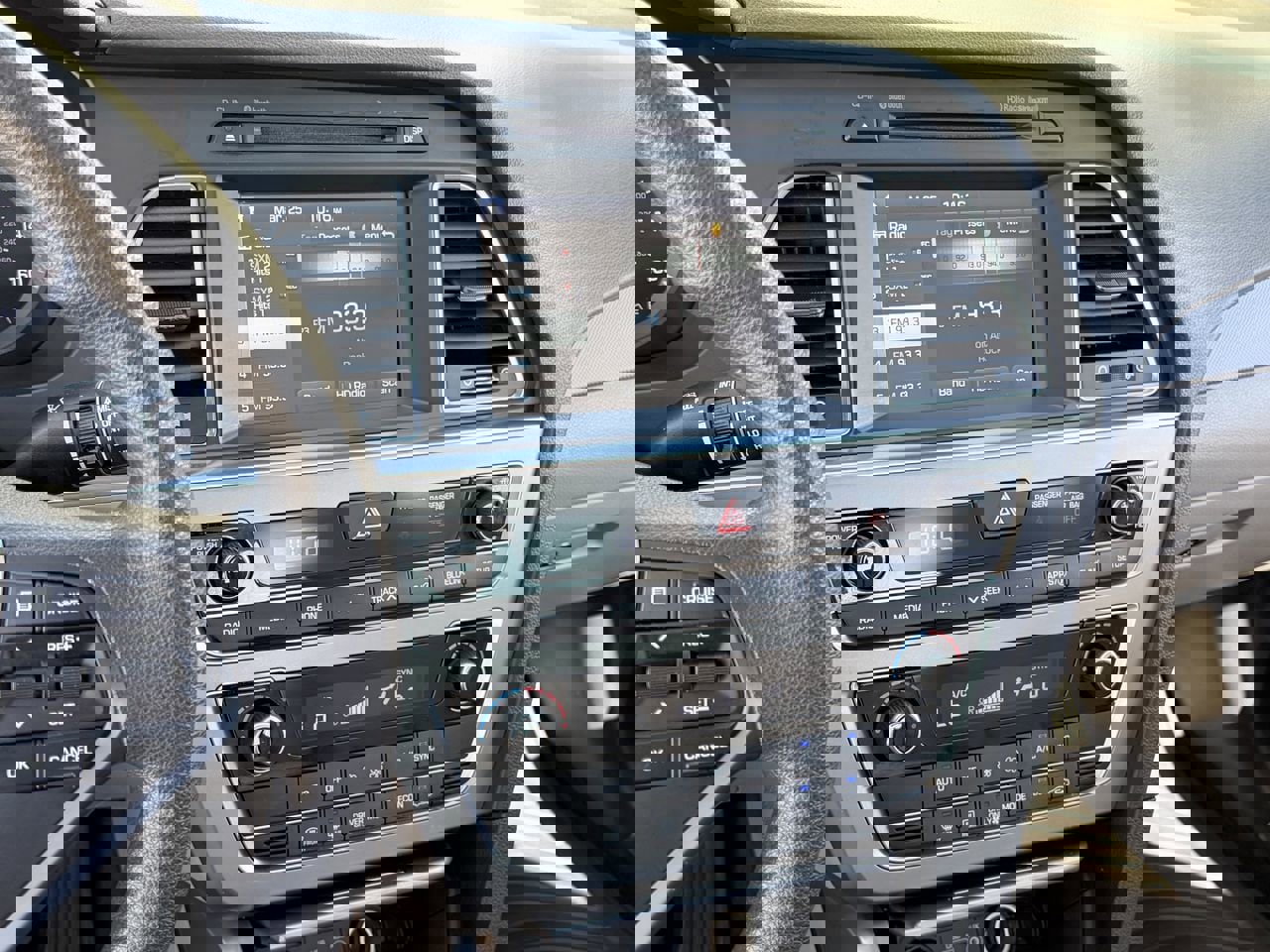 Used 2017 Hyundai Sonata SE image 26