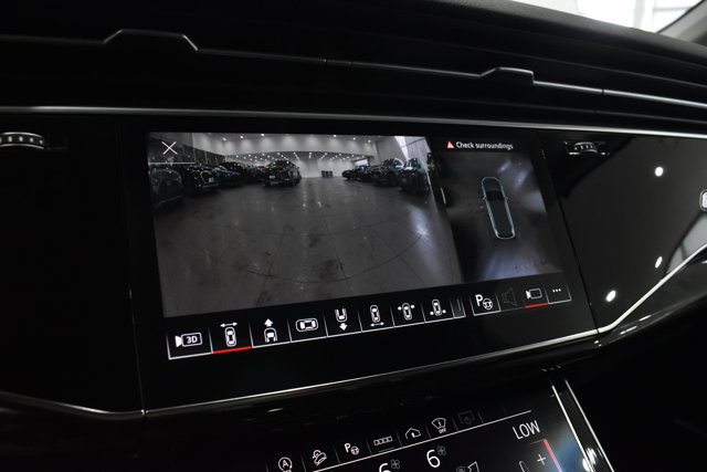 Used 2023 Audi Q7 3.0T Prestige image 21