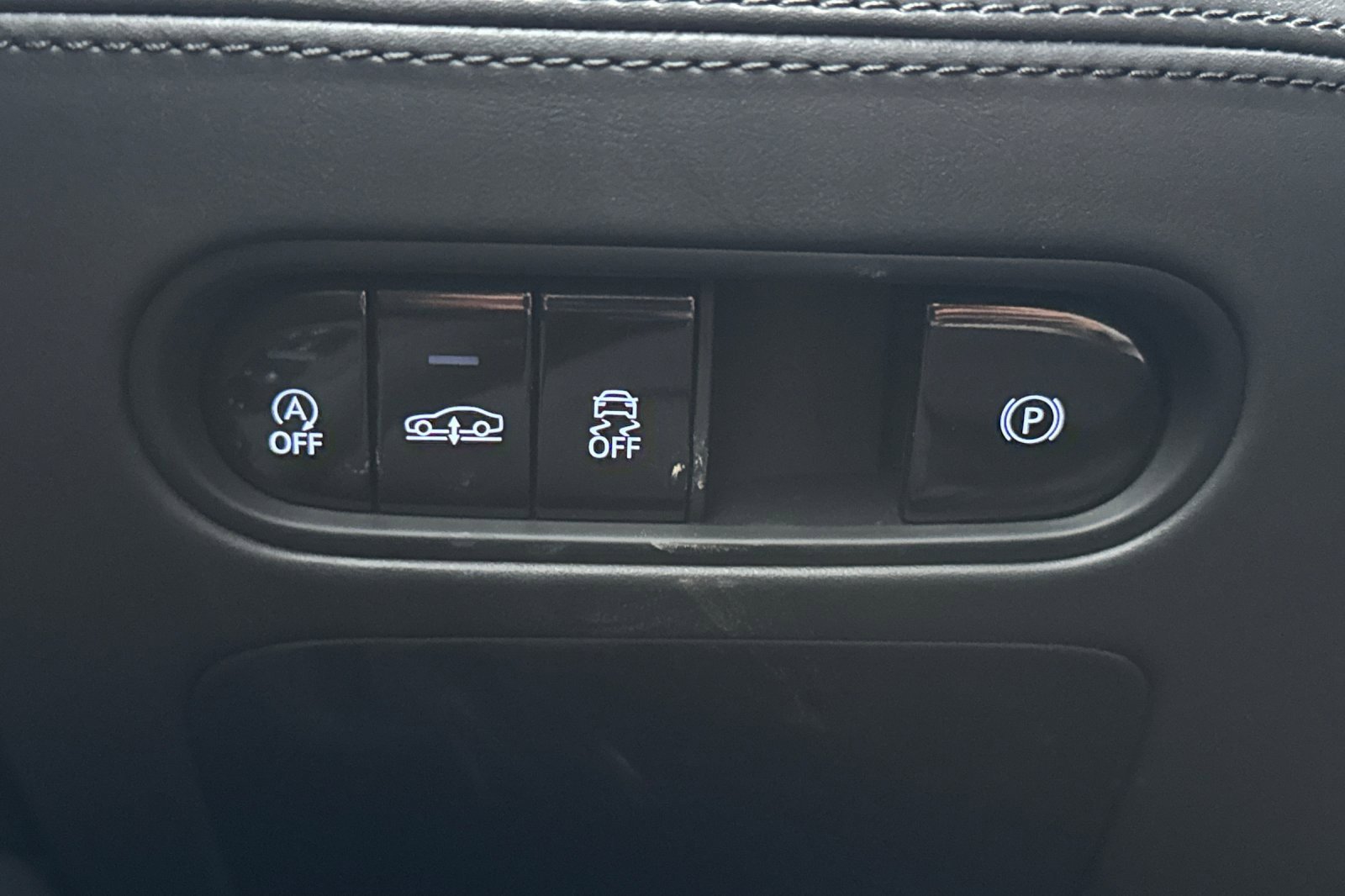 New 2026 Genesis G90 3.5T Prestige image 31