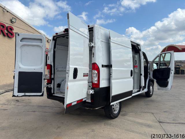 Used 2020 RAM ProMaster 2500 w/ Premium Appearance Group image 24