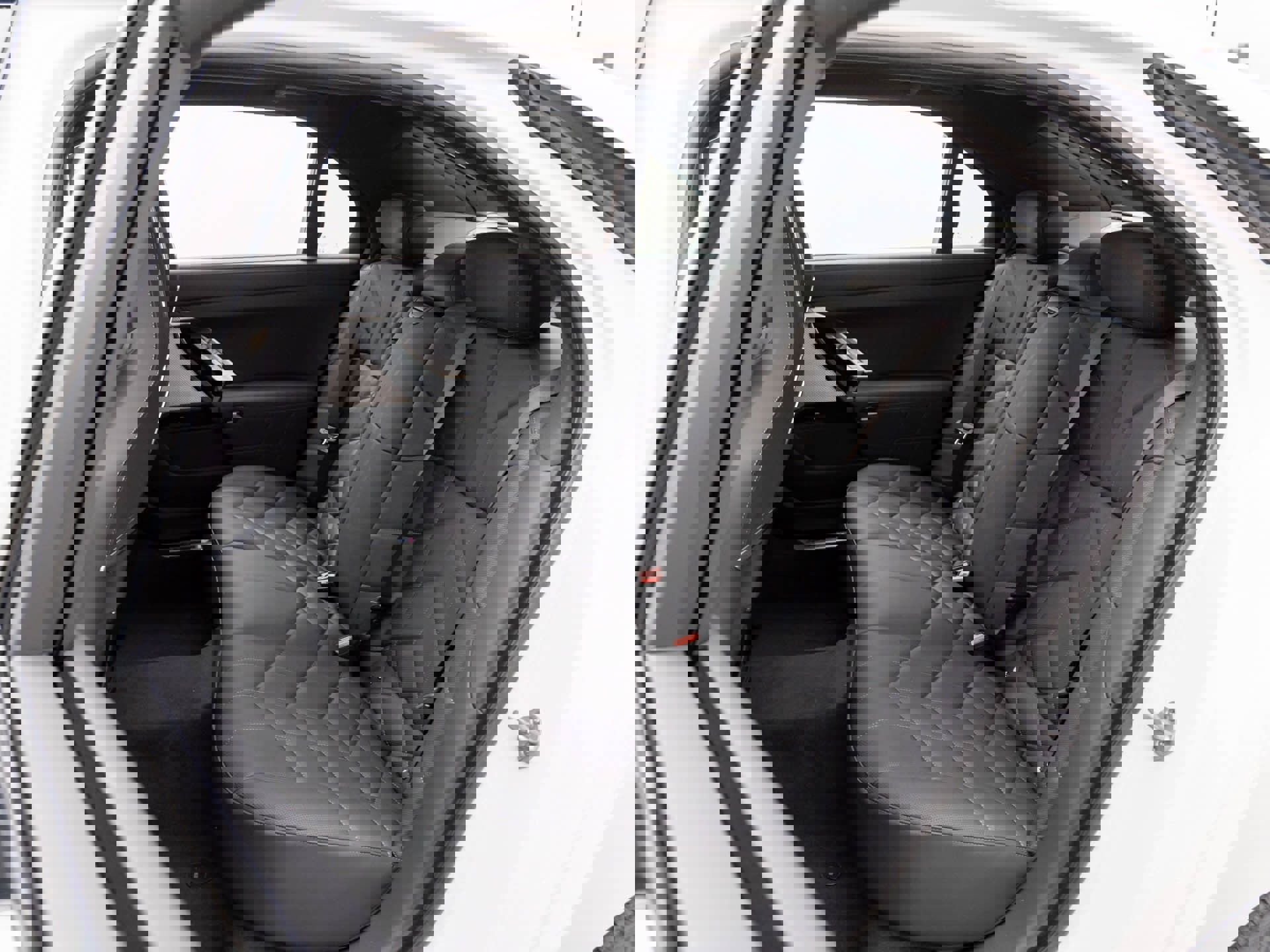 New 2025 BMW 750e xDrive image 17