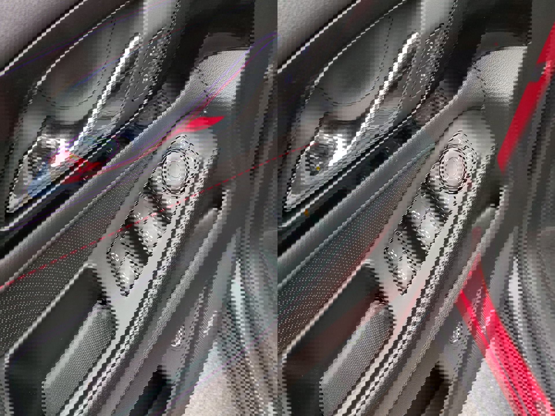 Certified 2023 Chevrolet Traverse RS image 24