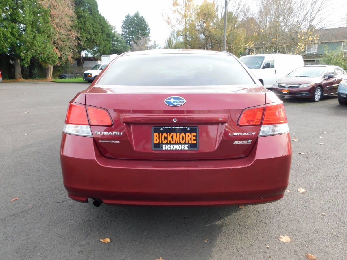 Used 2010 Subaru Legacy 2.5i image 21