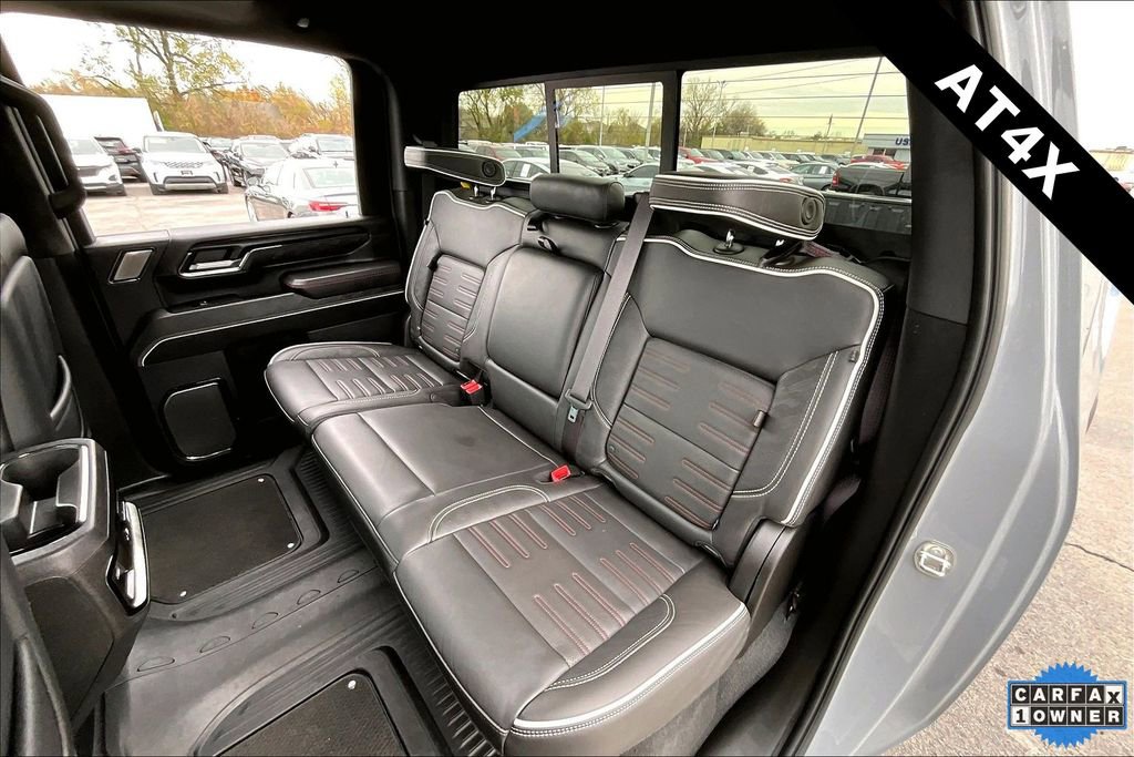 Used 2024 GMC Sierra 2500 AT4X image 22