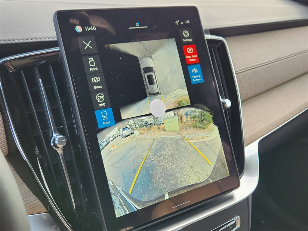 New 2026 Volvo XC90 T8 Ultra w/ Lounge Package image 13