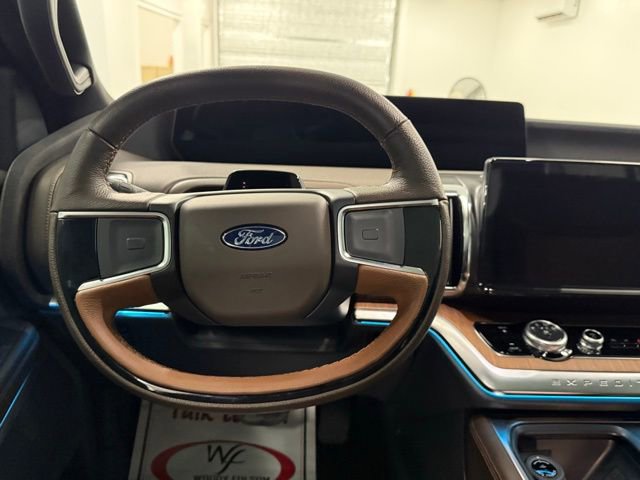 Used 2025 Ford Expedition Max King Ranch image 18