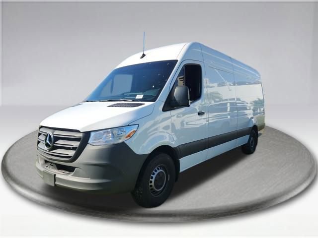Used 2024 Mercedes-Benz Sprinter 2500 image 15