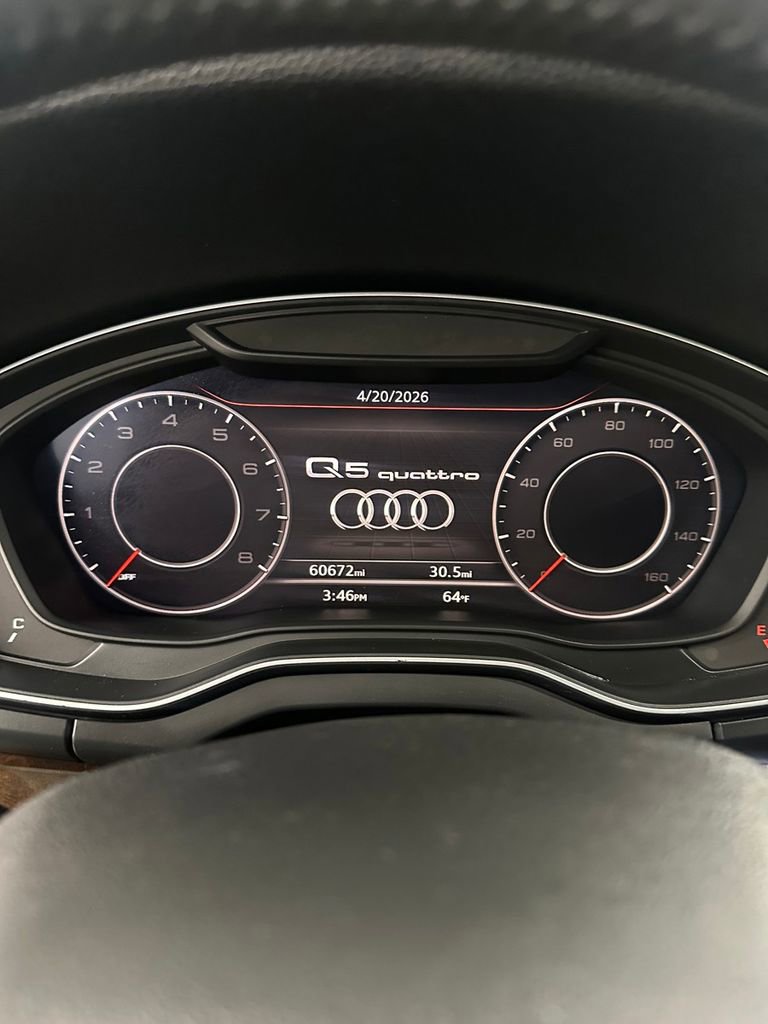 Used 2019 Audi Q5 2.0T Premium Plus w/ Premium Plus Package AWD/4WD image 16