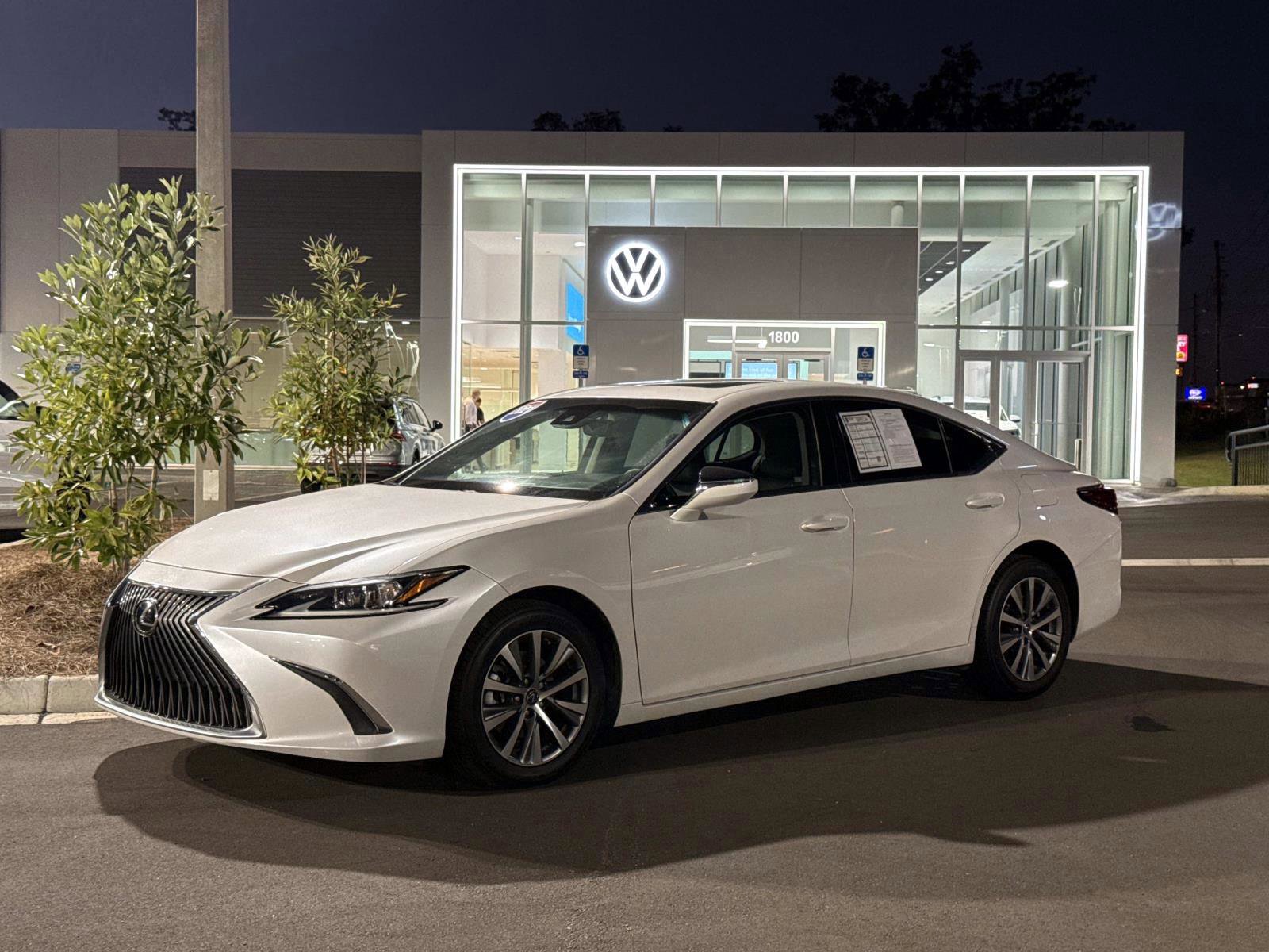 Used 2021 Lexus ES 250