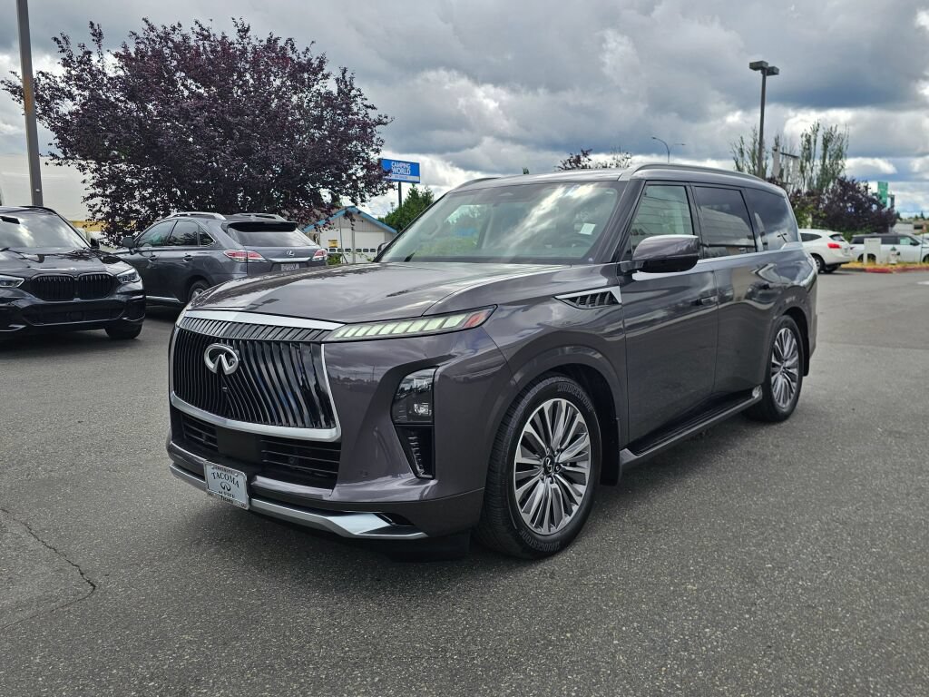 Used 2025 INFINITI QX80 Luxe AWD/4WD image 3