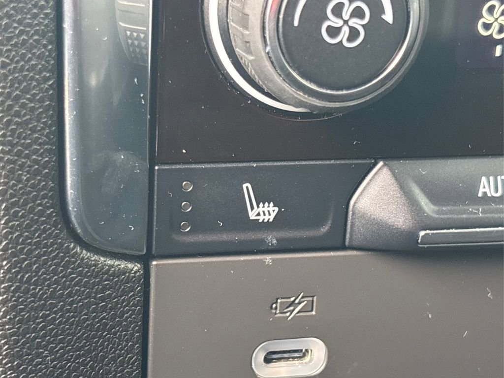 Used 2022 Chevrolet Tahoe Z71 w/ Off-Road Capability Package image 38